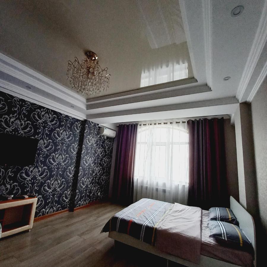 879 Apartment In Bishkek Exterior photo