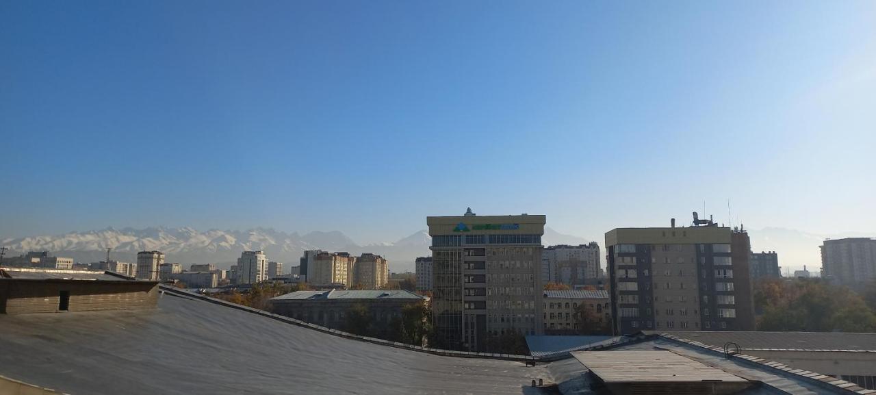 879 Apartment In Bishkek Exterior photo